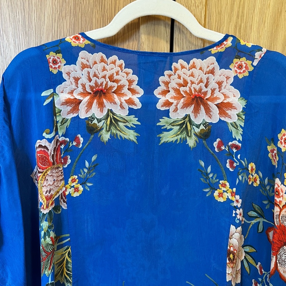Johnny Was Zadie Tassel Tie Floral Blouse Blue Multi Size XXL Bohemian Coastal - Picture 6 of 8